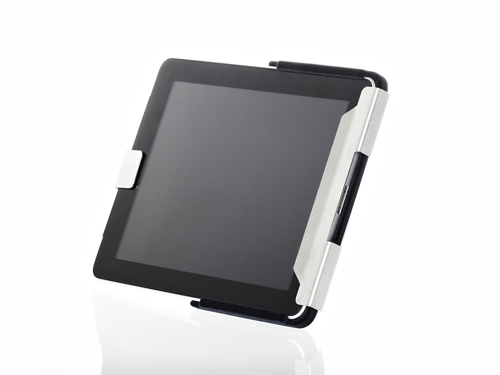 xMount@Wall Secure iPad 1 Wall Mounting with Theft Protection