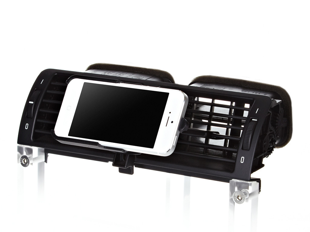 xMount@Car iPhone 5 Mount for Air Vent